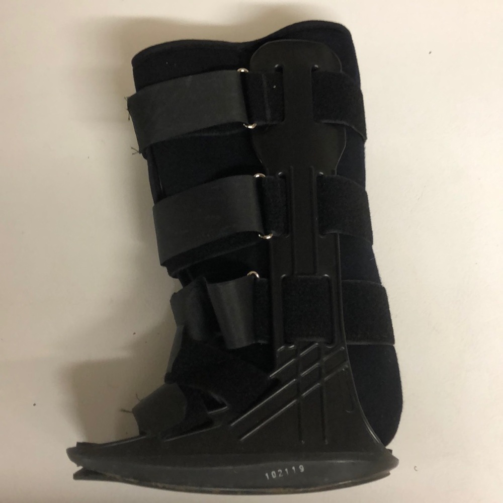 Ankle + Achilies Protection Medical Walking Boot